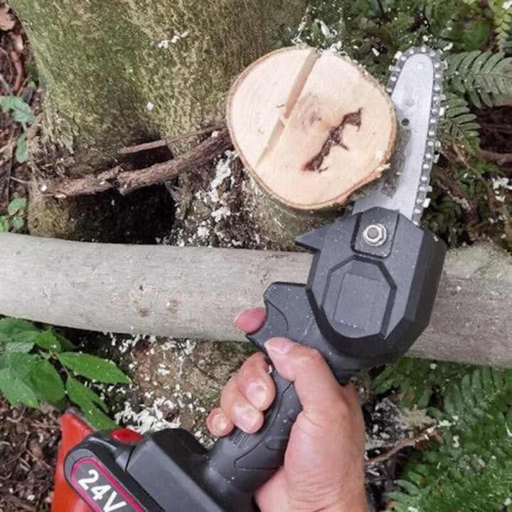Mini Fierăstrău Electric cu Acumulator 24V, 4 Inch — Taiere Rapidă și Eficientă 🌳🔋 Secondary image